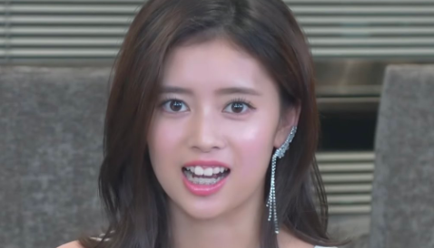 時系列 Niziuリマの歯並びは矯正でかわいくなった 歯茎ガミ の画像修正説も検証 365journal